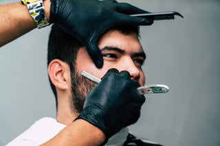 Les secrets d'un rasage traditionnel : comment maîtriser l'art du rasoir mécanique